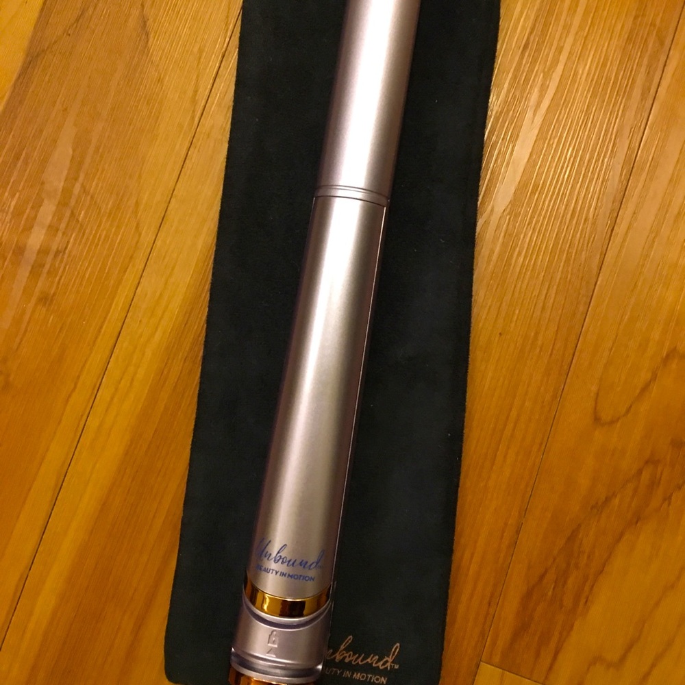 Cordless straightener